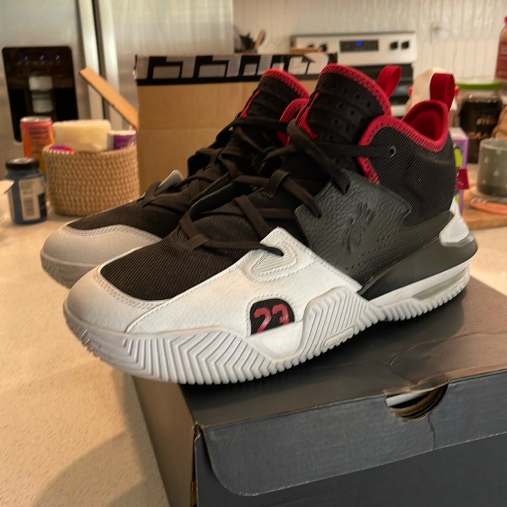 Worn once. Like new. Jordan Stay Loyal 2.